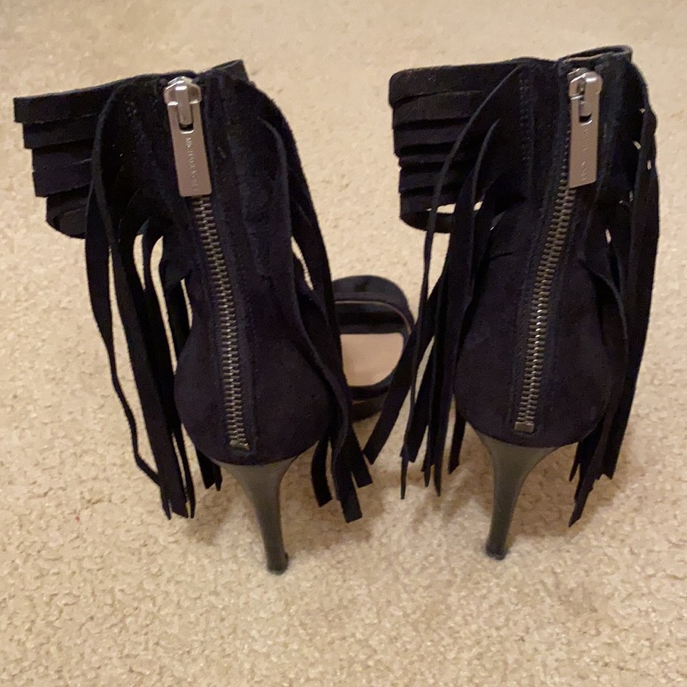MICHAEL KORS “Daphne” Suede Fringe Trim Platform Sandals Heels - Picture 8 of 10